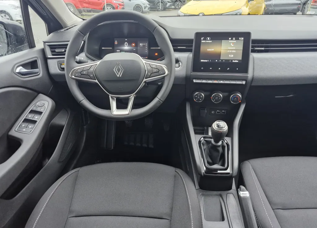 Renault Clio V Evolution dCi 100 SUREQUIPEE 10KM occasion / Garantie 36 mois / Caméra de recul / Carte main libre / Allumage auto phares & essuies vitres près de Toulouse à Plaisance du Touch