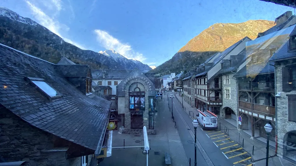 Plafonds tendus BARRISOL danstier dans le futur restaurant LA TUTE à St Lary Soulan by Plafonds Tendus Occitans