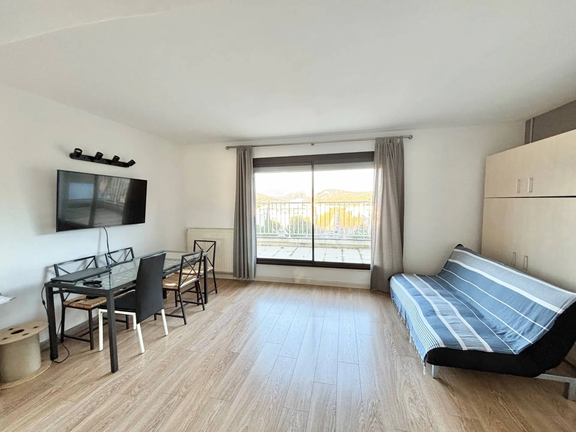 Carnoux studio à vendre