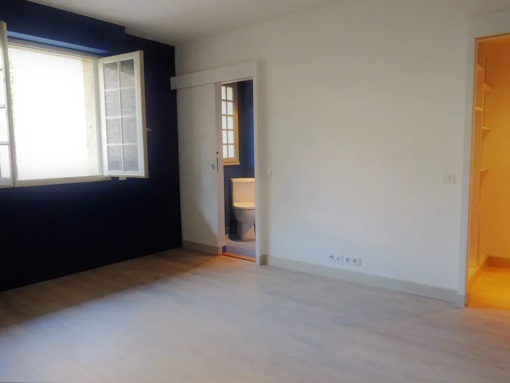 Avignon Intra Muros, appartement de standing   