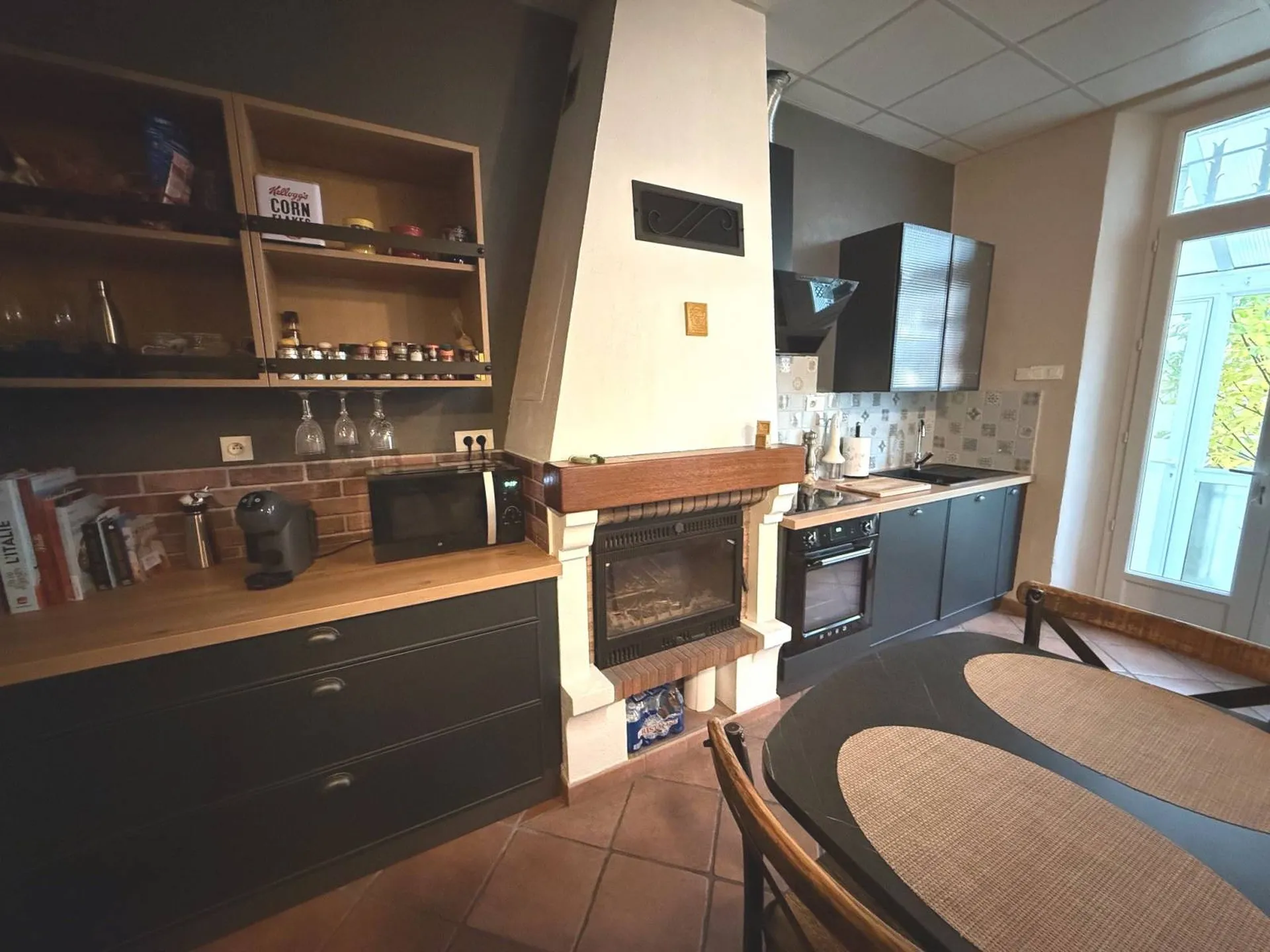 Dans le village de La Bédoule Type 3 en vente