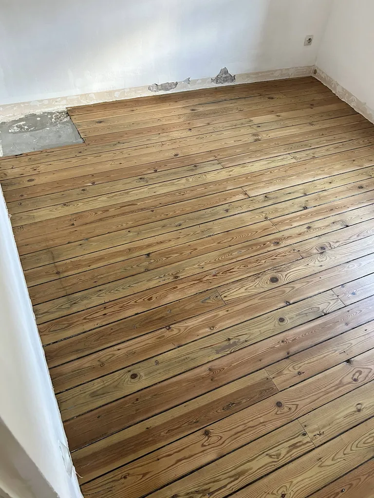 Après rénovation de parquet pitchpin à Belleville en Beaujolais près de Lyon (69)