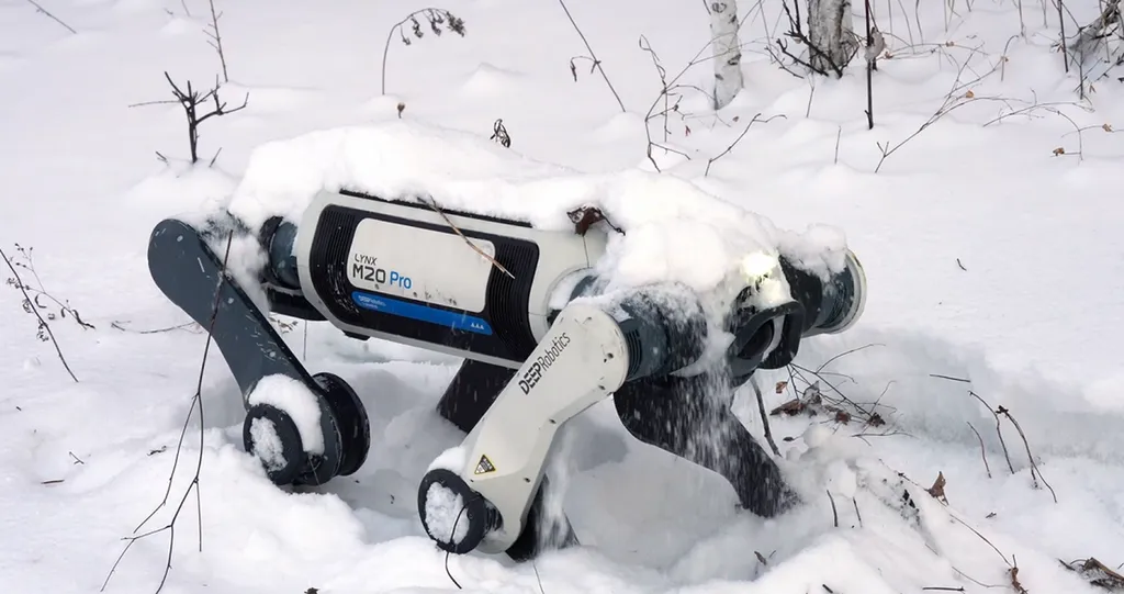 Lynx M20 Pro : Robot omni-terrain hybride à roues et jambes pour opérations industrielles