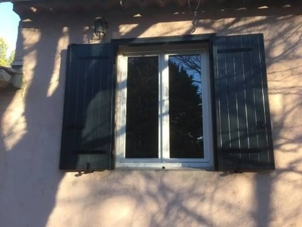 Fenêtre en aluminium MENUISERIE GARCIN