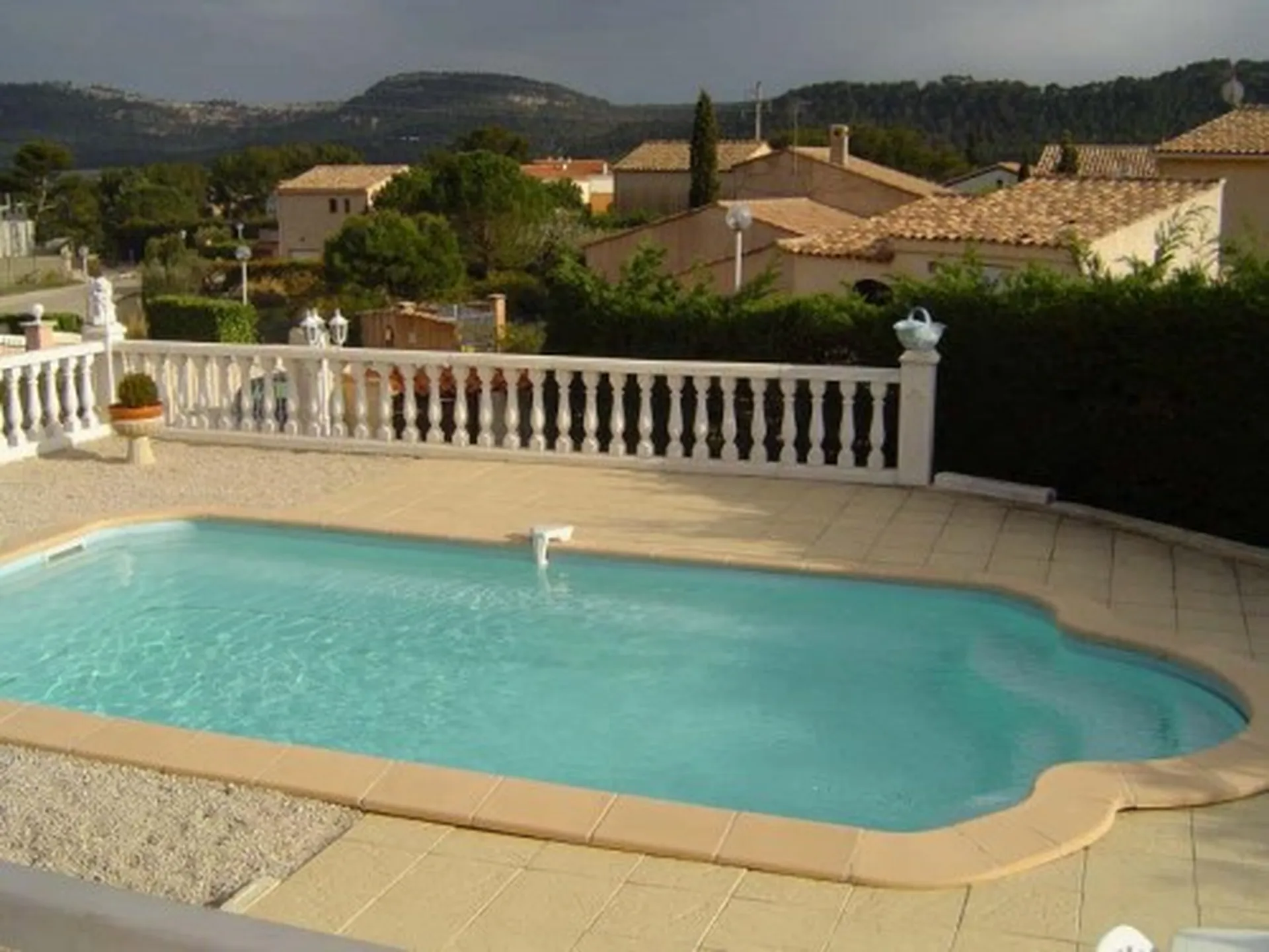 Vente villa Roquefort la Bédoule vue dégagée  secteur calme et recherché