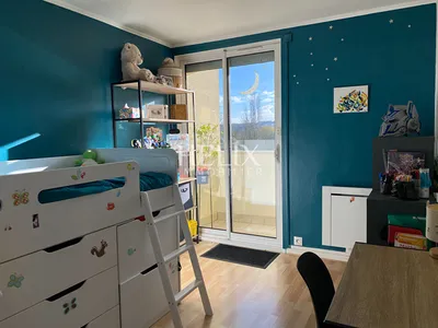 Le Pecq 4 pièces 2 chambres avec balcon plein sud et à proximité du futur coeur de ville