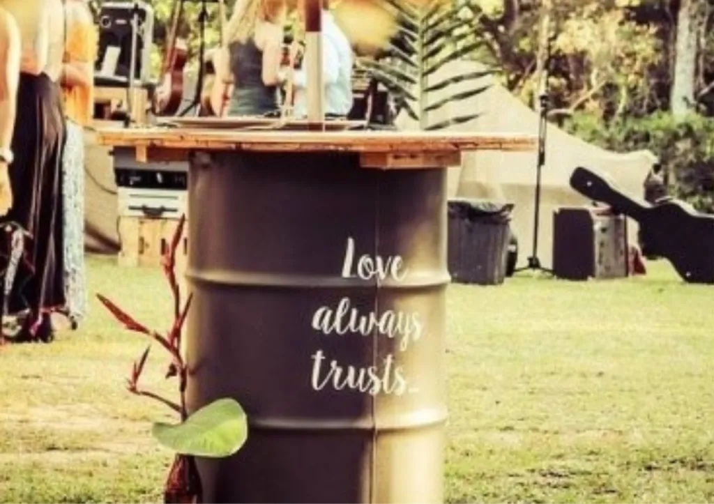 Organisation de mariage sur mesure style guinguette à Bordeaux