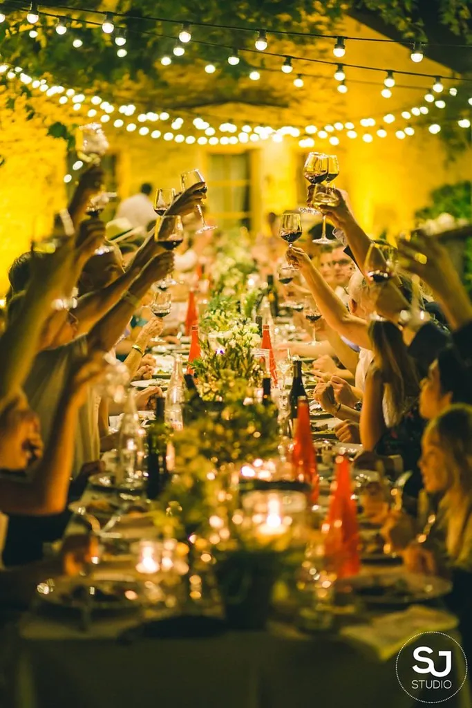 Consulter notre portfolio de décoration florale de mariage en Provence