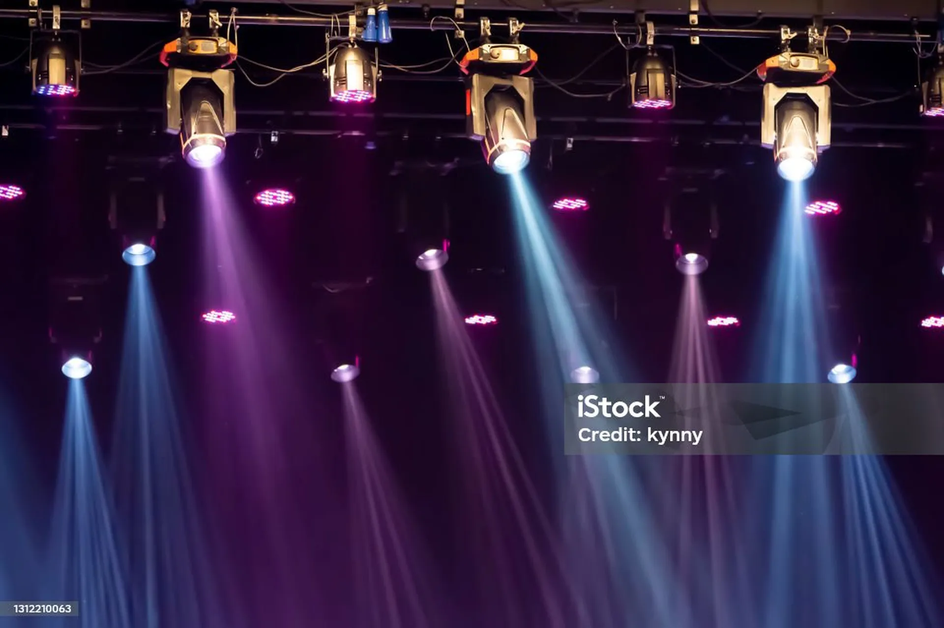 Conception scénographique par GB Luxury's Arts PARIS