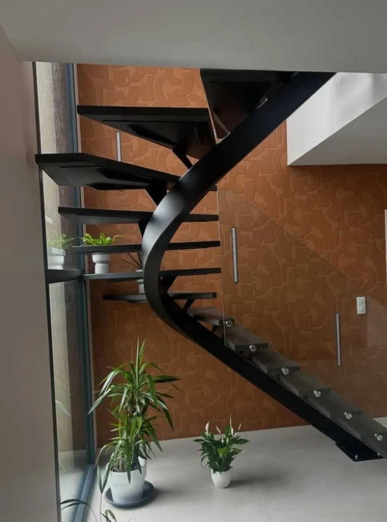 Escalier metal sur mesure Lyon