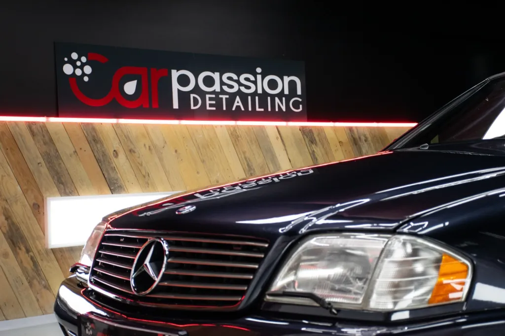 Nettoyage intérieur complet et traitement cuir sur Mercedes SL500 à Compiègne