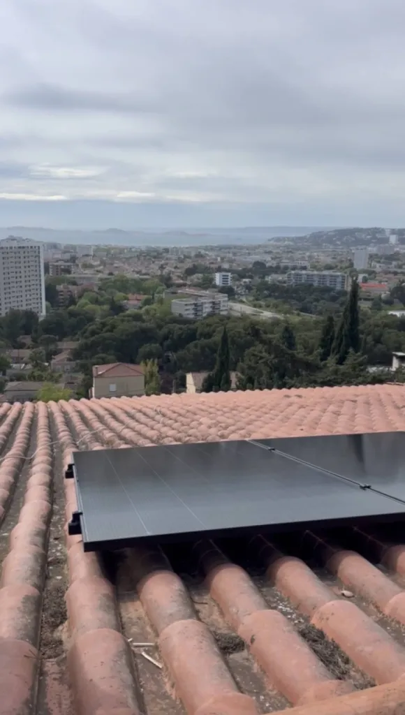 Devis offert pour votre étude installation de panneaux solaires Dualsun à Marseille dès 5 990€