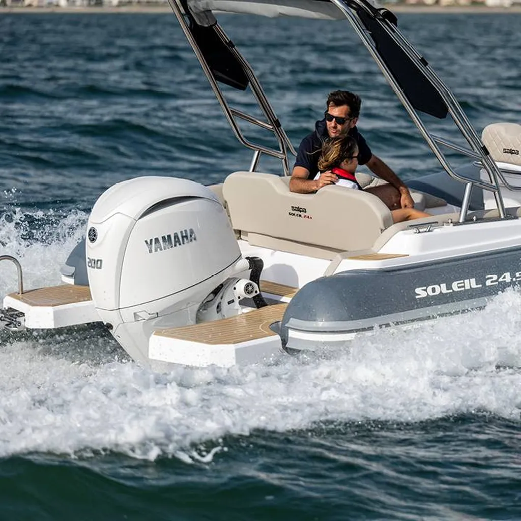 Soleil 24.5 Salpa familial et sportif en vente à Bandol