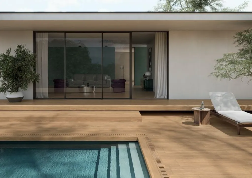 À Rouen, transformez votre sol intérieur avec le réalisme bluffant du carrelage aspect bois ESSENCE SELECT.