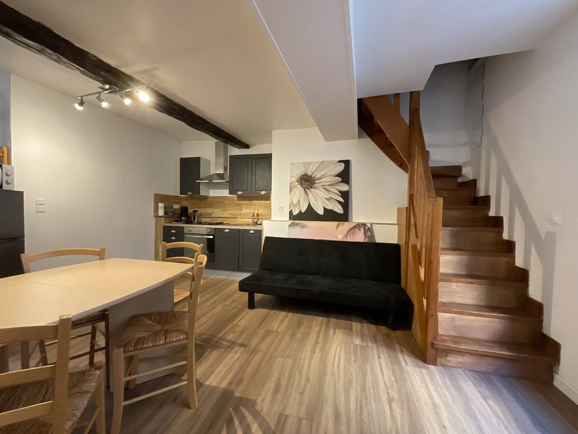 A vendre appartement entre la plage et le port