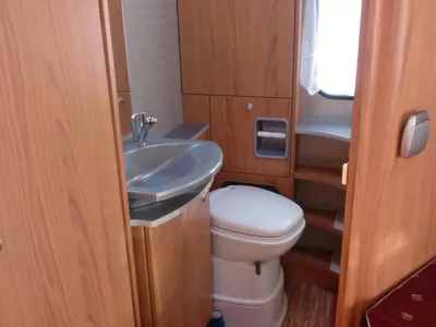 BURSTNER PRIVILEGE T 710