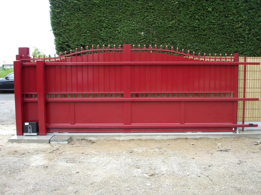 Installation de motorisation pour portail coulissant