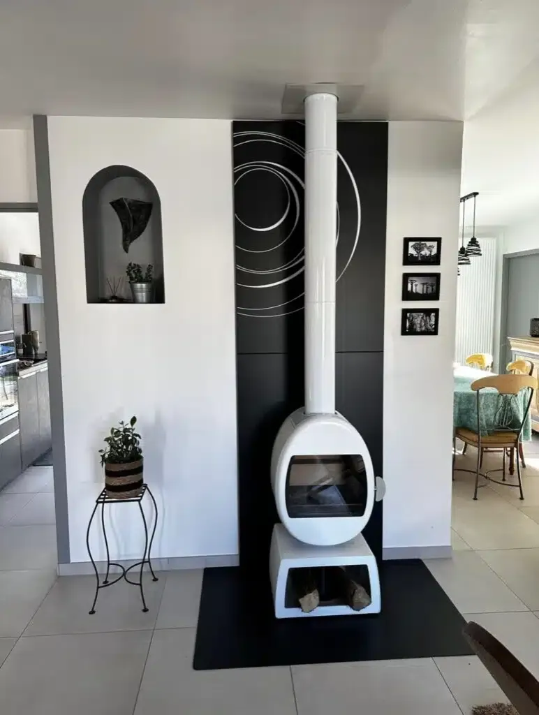 Installation d’un poêle à bois Scan 66-4 à Valence (26)