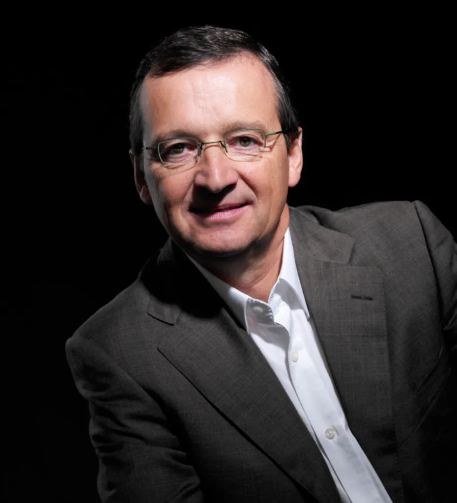 Chirurgien esthétique et réparateur à Lyon : Dr Jean-François Pascal, référence internationale