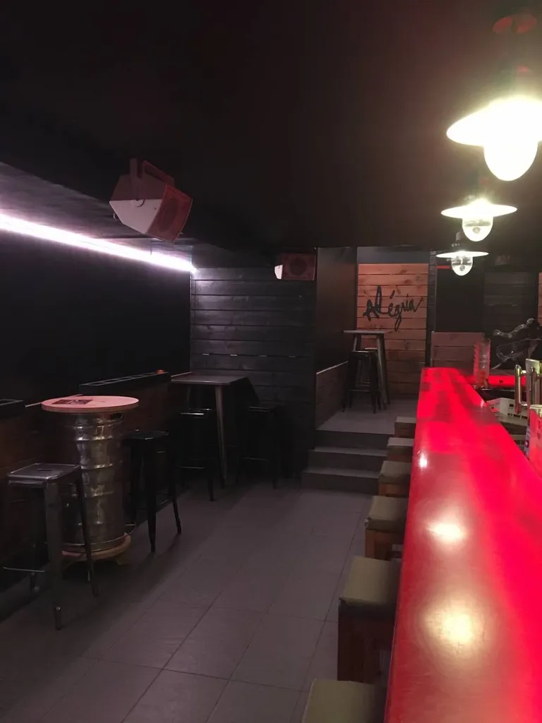 tdc-bar-paris-covering-noir-mat