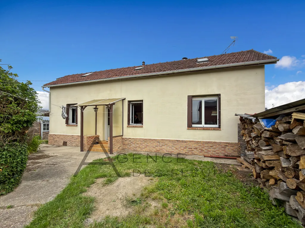 À vendre maison rénovée de 93 m² sur un terrain de 736 m² sur la commune de Saint-Pierre-les-Elbeuf 76320
