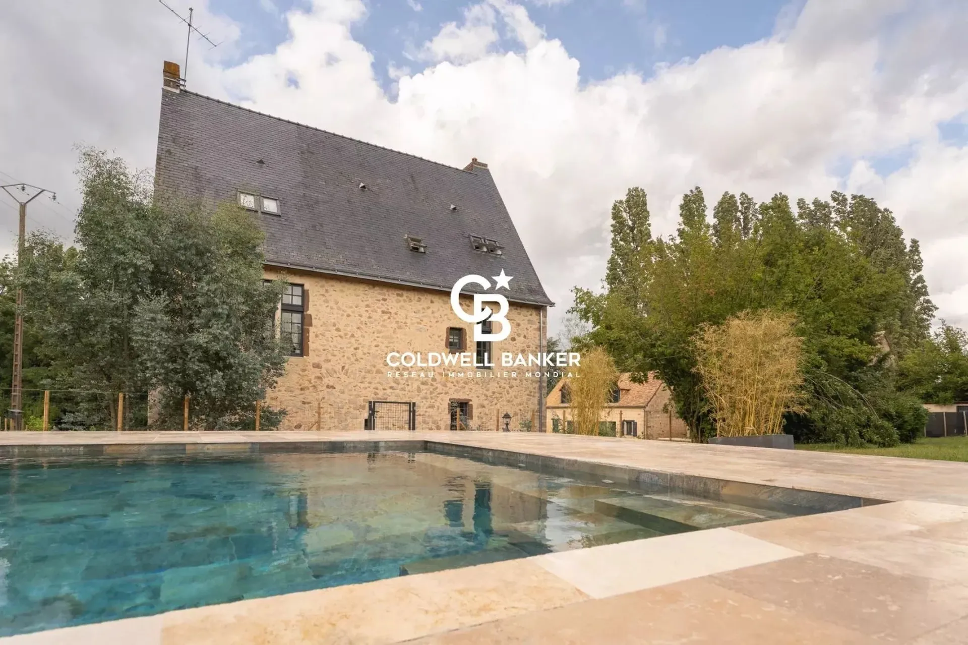 Magnifique manoir en Sarthe à acheter