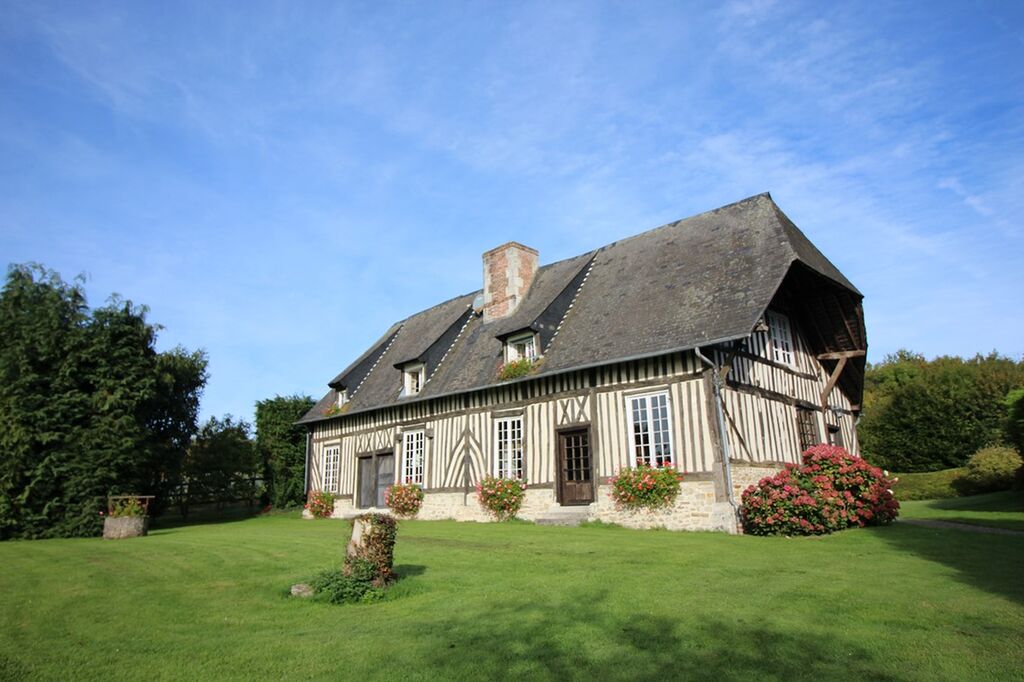 A acheter propriété à colombages sur parc d’environ 7 000 m² Calvados 14