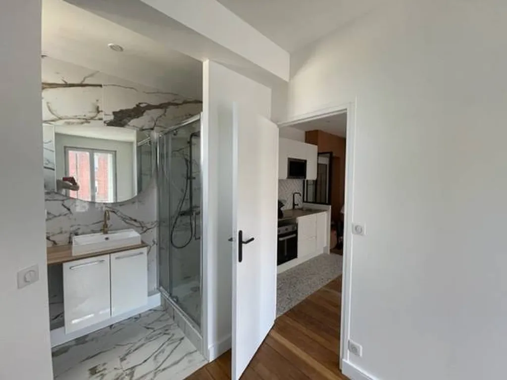 32 m2 rénové, 2 Pièces, Suresnes 92150
