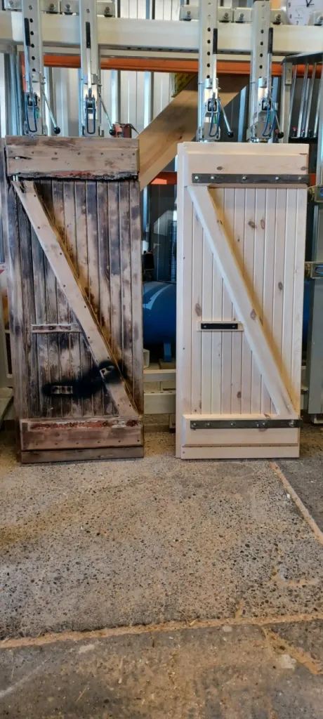 Reproduction de volet battant bois à Aix en Provence