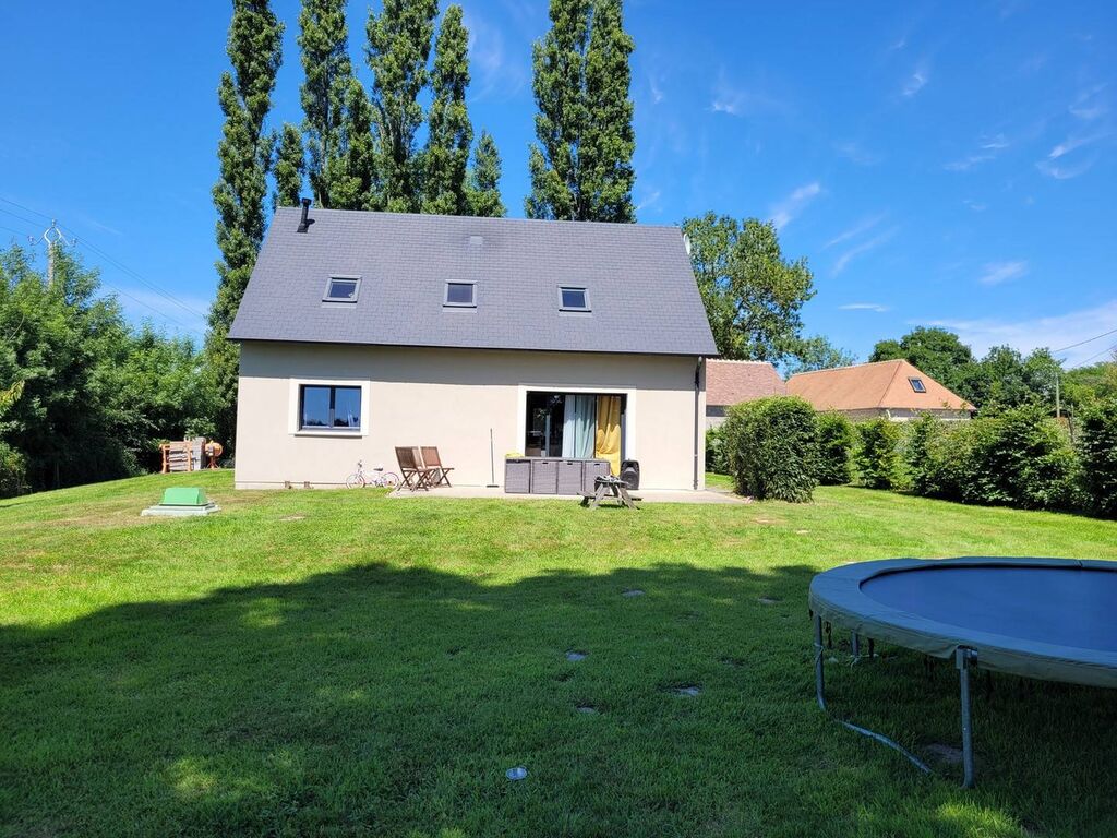 Acquisition d'une Maison avec jardin à 10 minutes du centre-ville de Lisieux 14100