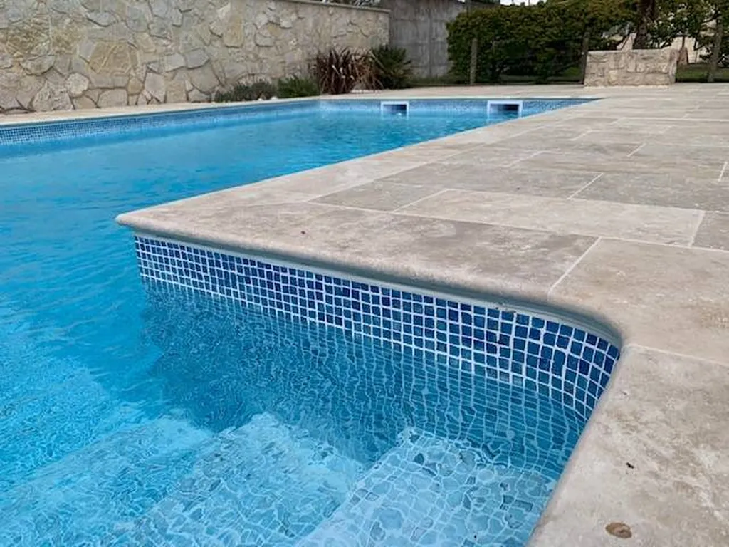 Ou trouver du travertin beige sur Bordeaux rive droite ?