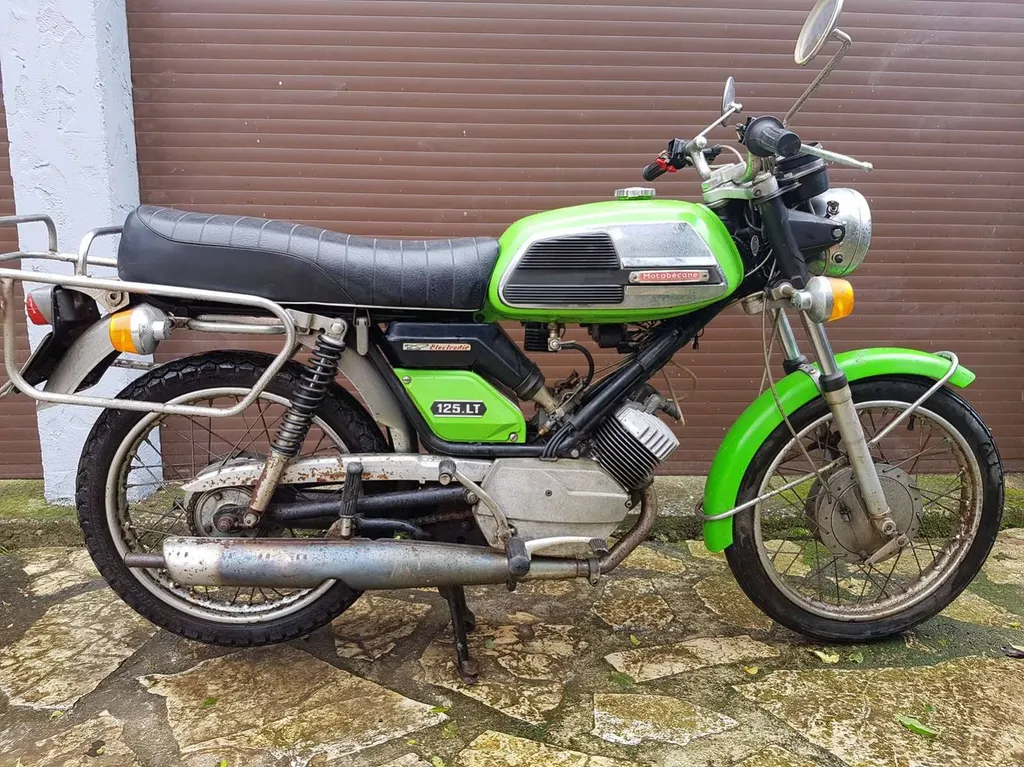 MOTO OCCASION MOTOBECANE 125 LT VAR