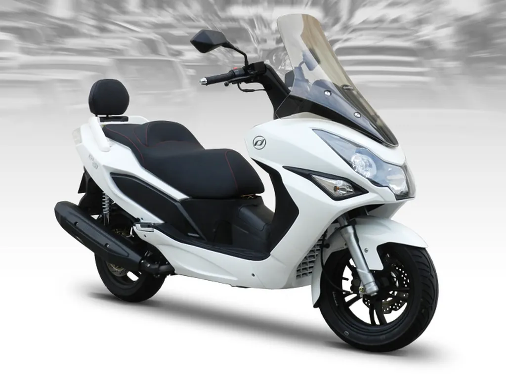 Scooer neuf DAELIM S300