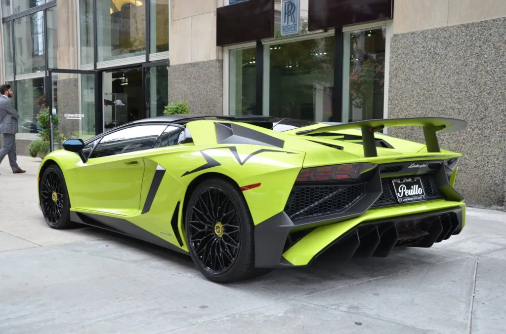 Montage down pipe pour Supercars