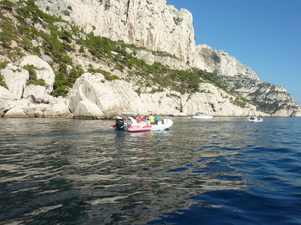 Notre zone d'activité pour ce servicePromenade en bateau avec skipper