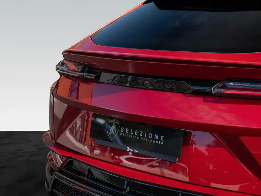 Lamborghini Urus S à vendre – Akrapovic, Intérieur Carbone & Protection PPF – Import Europe par Asphalte Diffusion