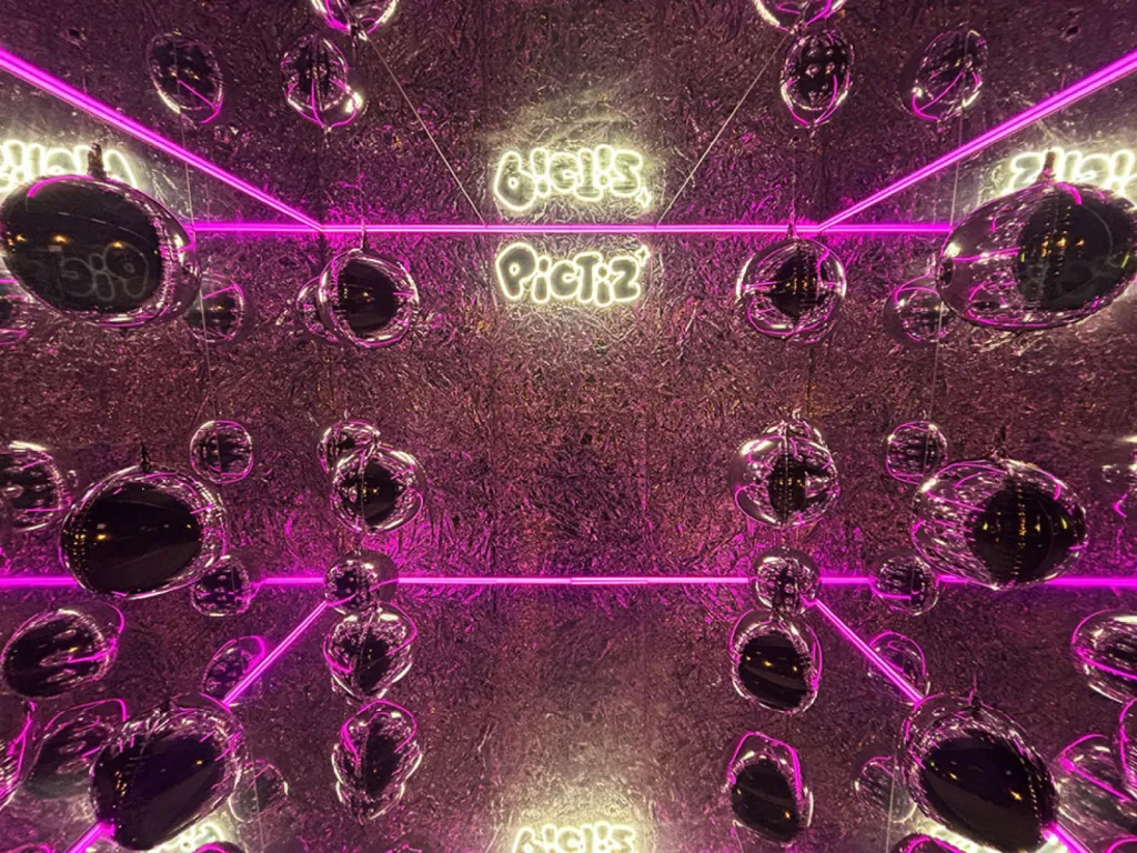 Location Insta Box avec photobooth immersif à Aix-en-Provence 