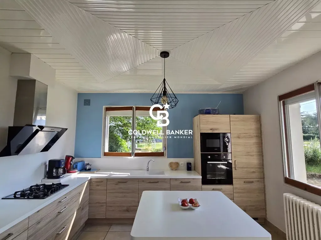 maison à vendre pour une famille avec jardin proche du mans
