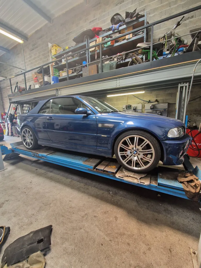 BMW M3 E46
