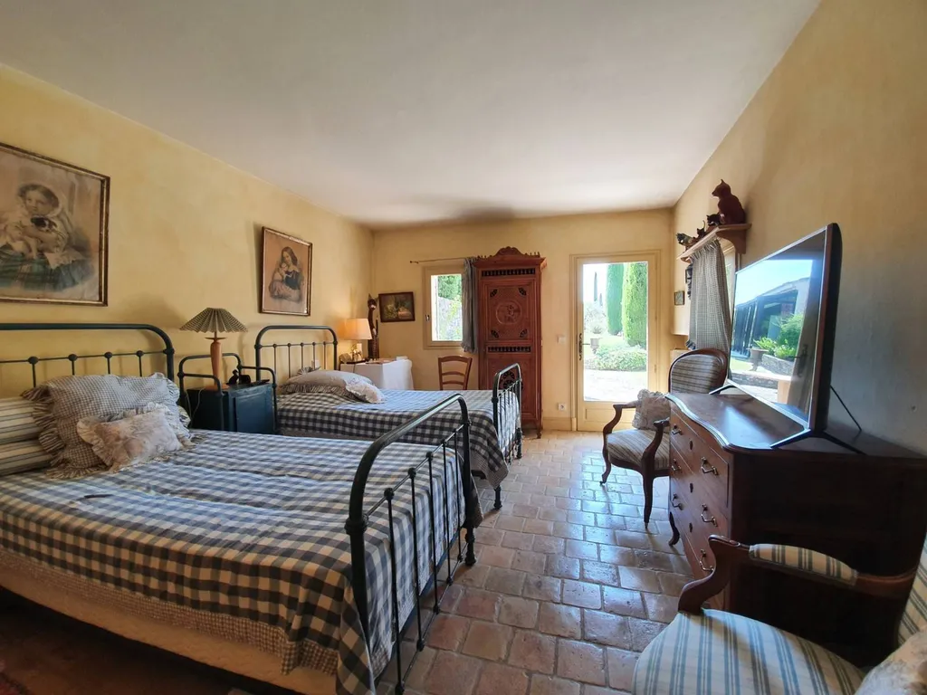 maison avec vue panoramique sur les hauteurs de Pernes-Les-Fontaines   