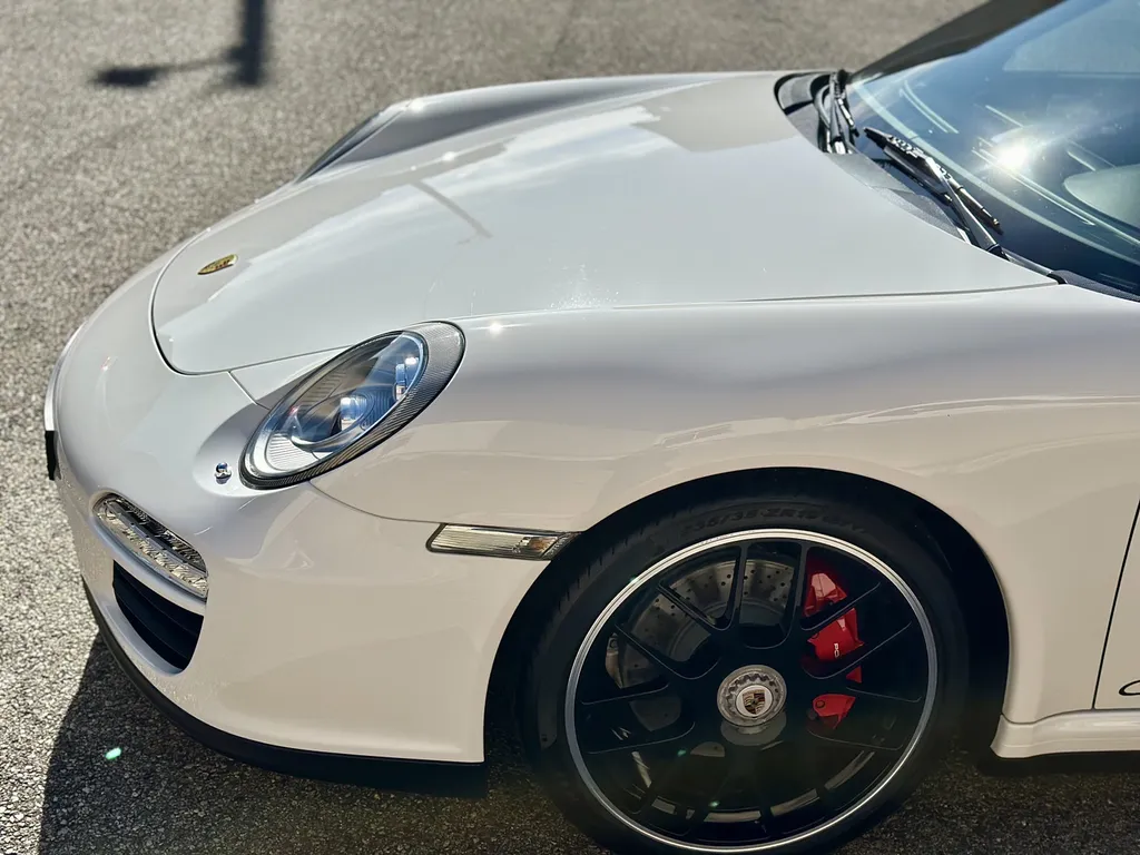 comment protéger sa voiture avec un traitement céramique sur Porsche 911 proche de lyon 