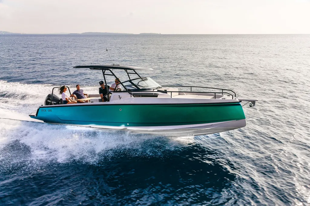 A louer Open Ryck 280 moderne et sportif grande cabine à Bandol avec skipper