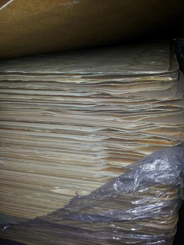 Feuilles de carton (compact ou alvéolaires) Toulon 83 dans le Var