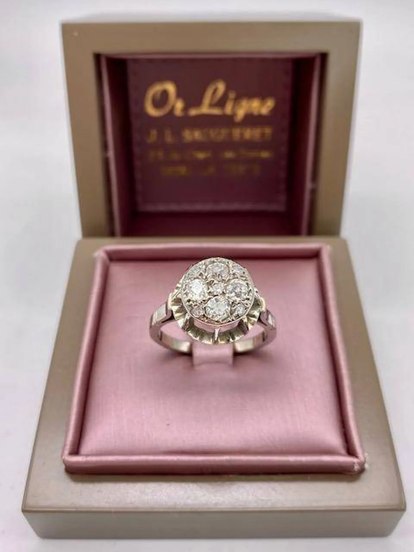 Ou acheter une belle bague vintage en or blanc et diamants sur le Bassin d'Arcachon chez Or Ligne à La Teste de Buch