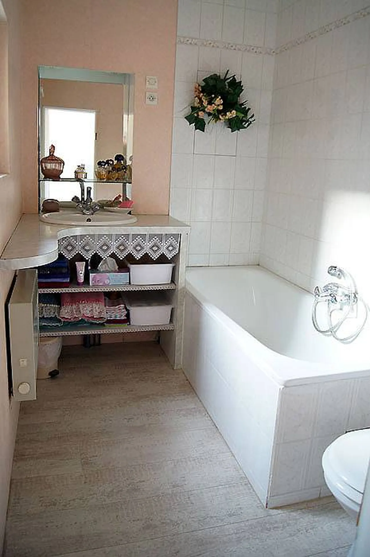 Recherche une maison Bourgesoise à 15 minutes de Pont L'Eveque 14130