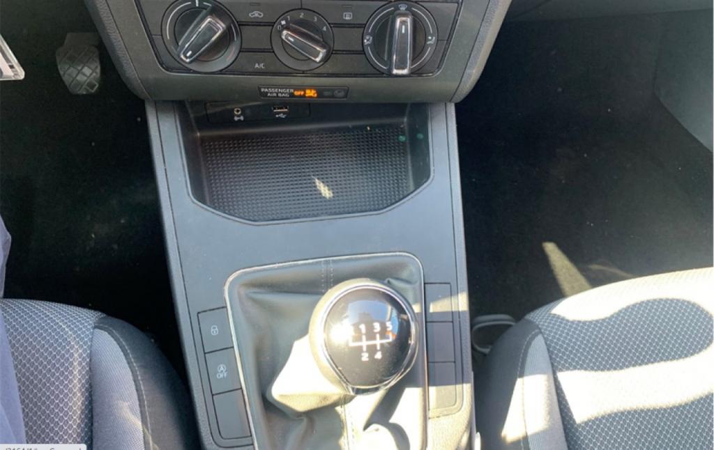 Seat Ibiza 75ch essence mis en vente près de Yvetot 76