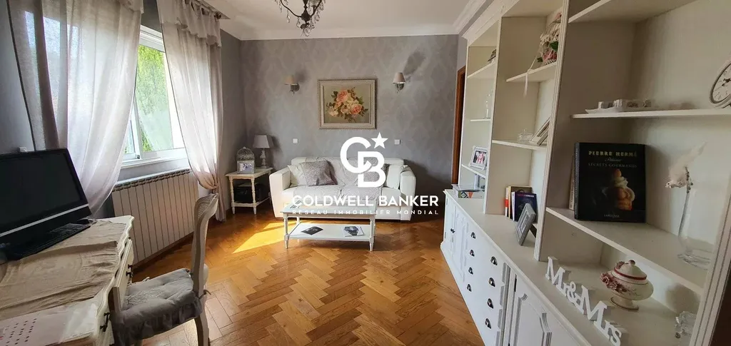 Maison à vendre Caudéran Mérignac - 300 m2, 5 chambres, avec piscine et jardin arboré