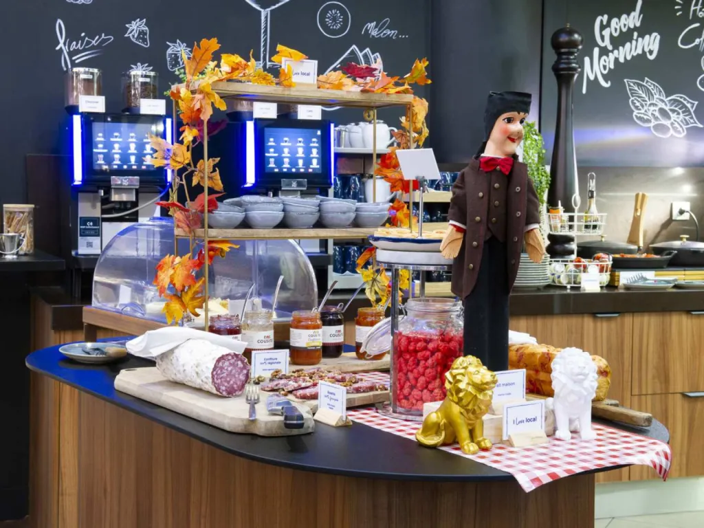 Reportage photographique petit déjeuner buffet Novotel Lyon Confluence pôle régionnal