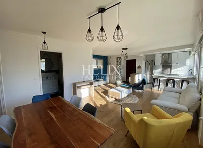 Le Pecq centre appartement meublé récemment rénové avec jardin privatif en rez de jardin dans résidence arborée clôturée et sécurisée avec gardien proche commodités