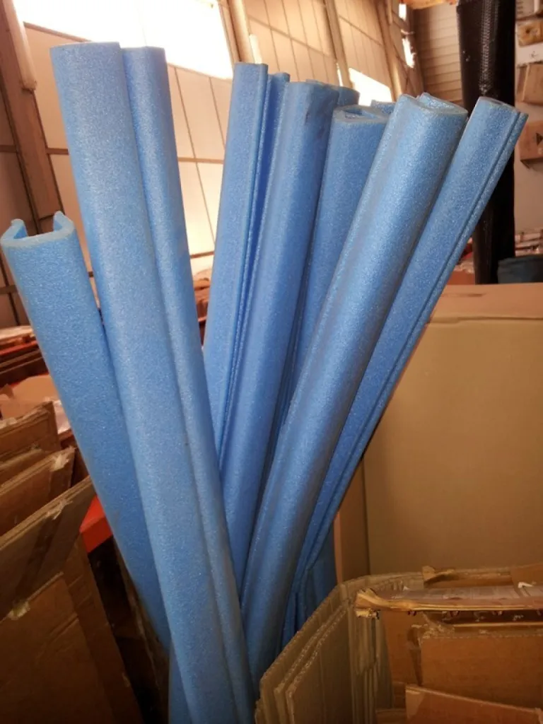 Profilé U en Mousse /  PE bleu